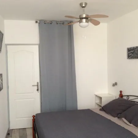 Bed and breakfast La Rebelle 3*